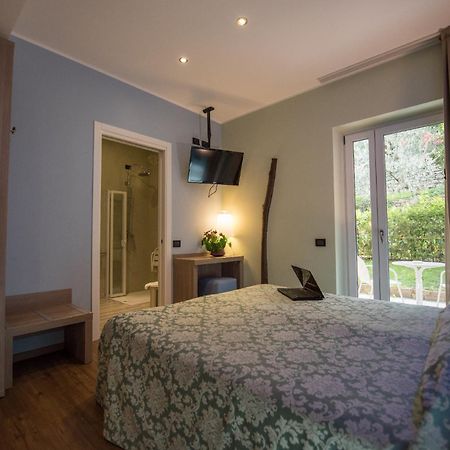 Hotel Eden Brenzone sul Garda Bilik gambar