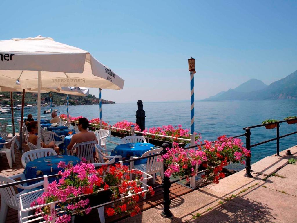 Hotel Eden Brenzone sul Garda Luaran gambar