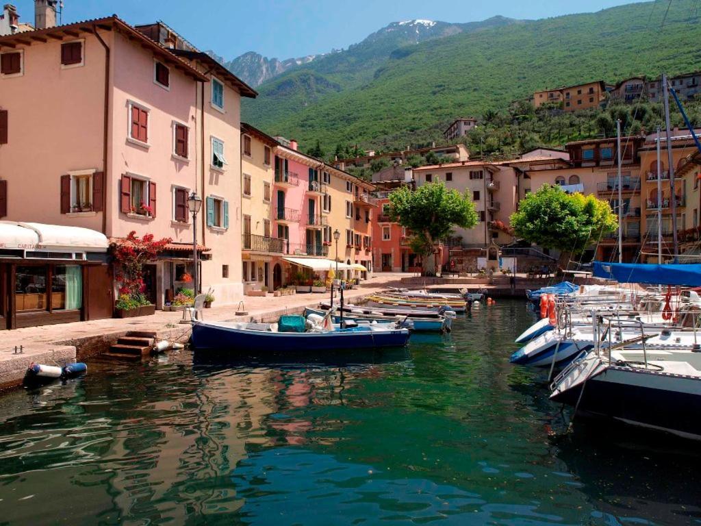 Hotel Eden Brenzone sul Garda Luaran gambar