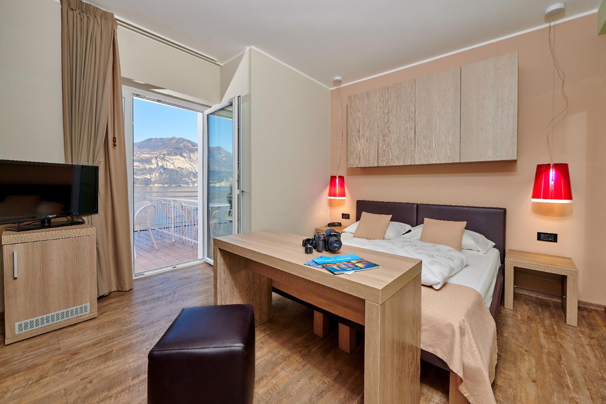 Hotel Eden Brenzone sul Garda Bilik gambar