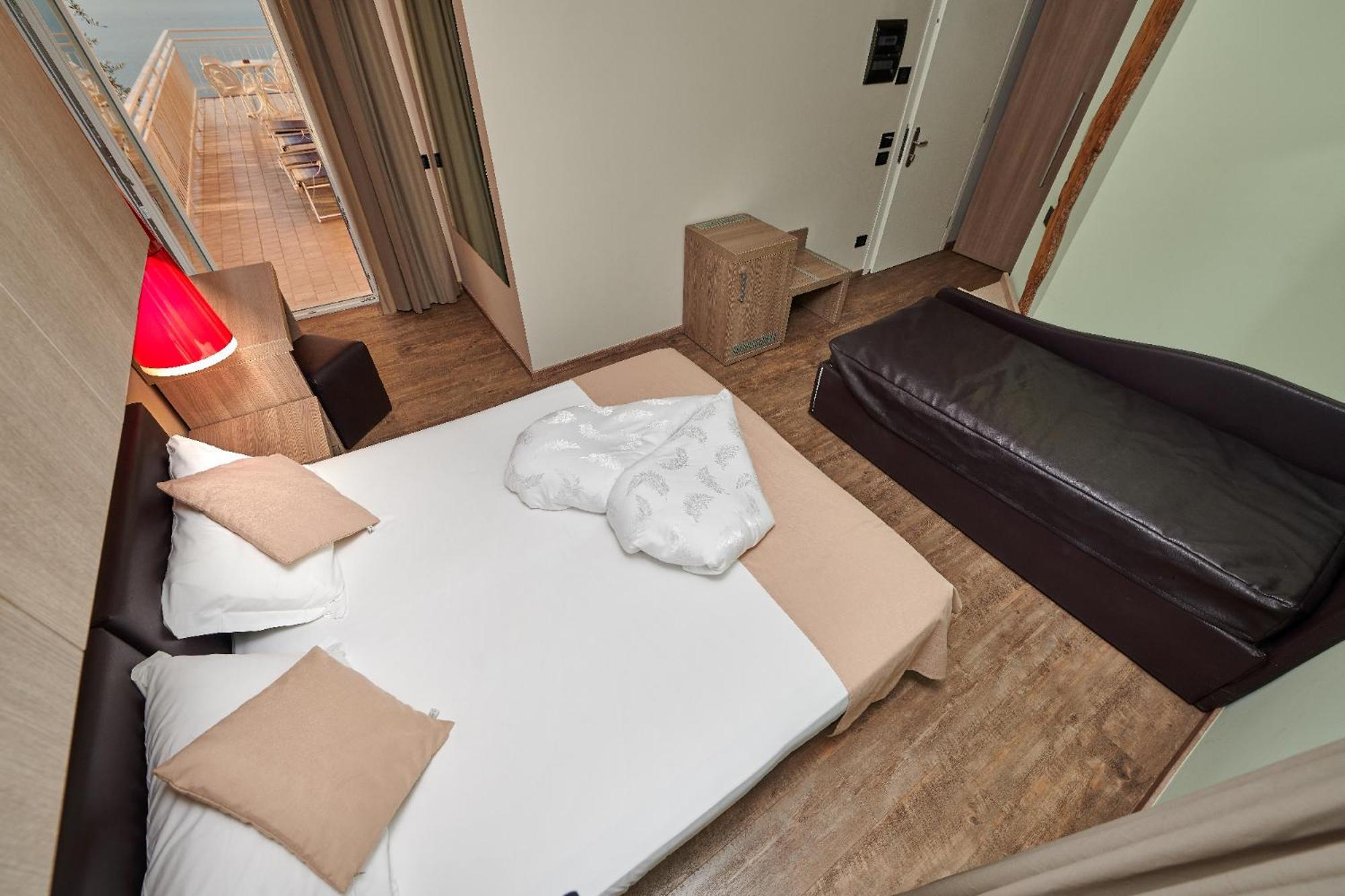 Hotel Eden Brenzone sul Garda Bilik gambar