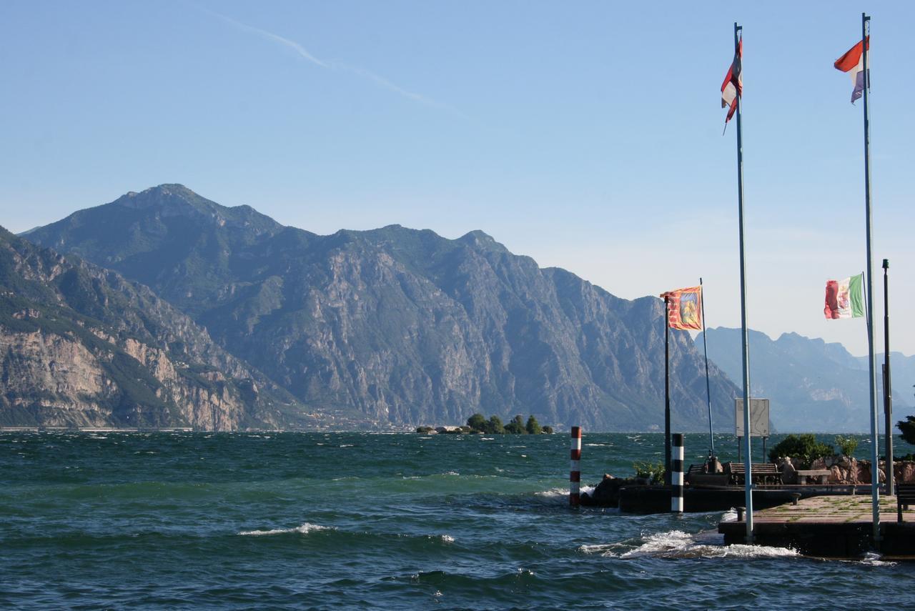 Hotel Eden Brenzone sul Garda Luaran gambar