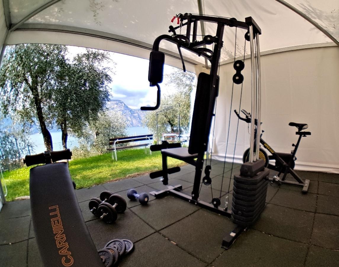 Hotel Eden Brenzone sul Garda Luaran gambar